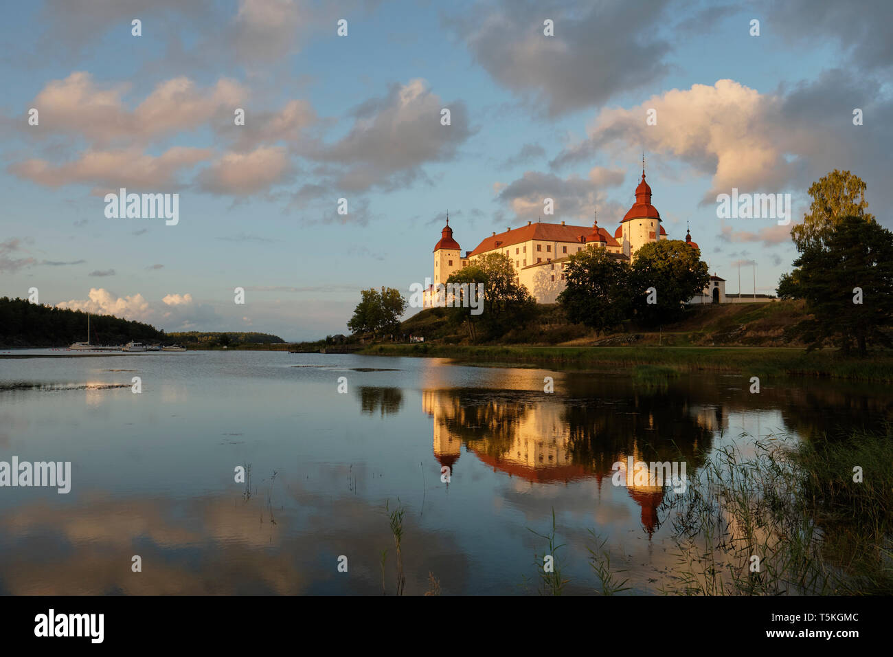 Lacko Castle / Läckö Slott at dusk - a medieval baroque castle in ...