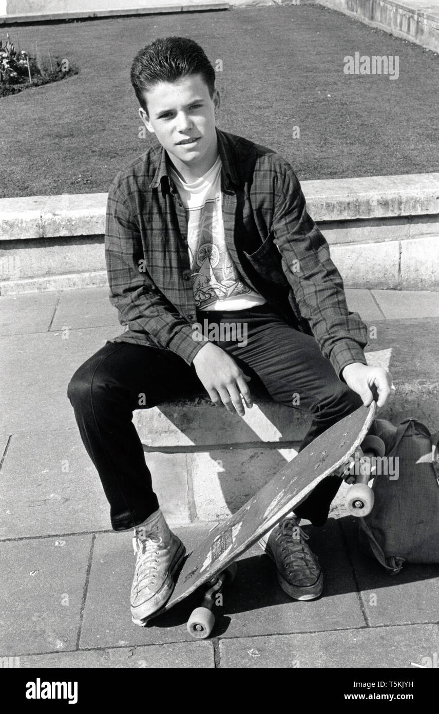 80s skateboard hires stock photography and images Alamy