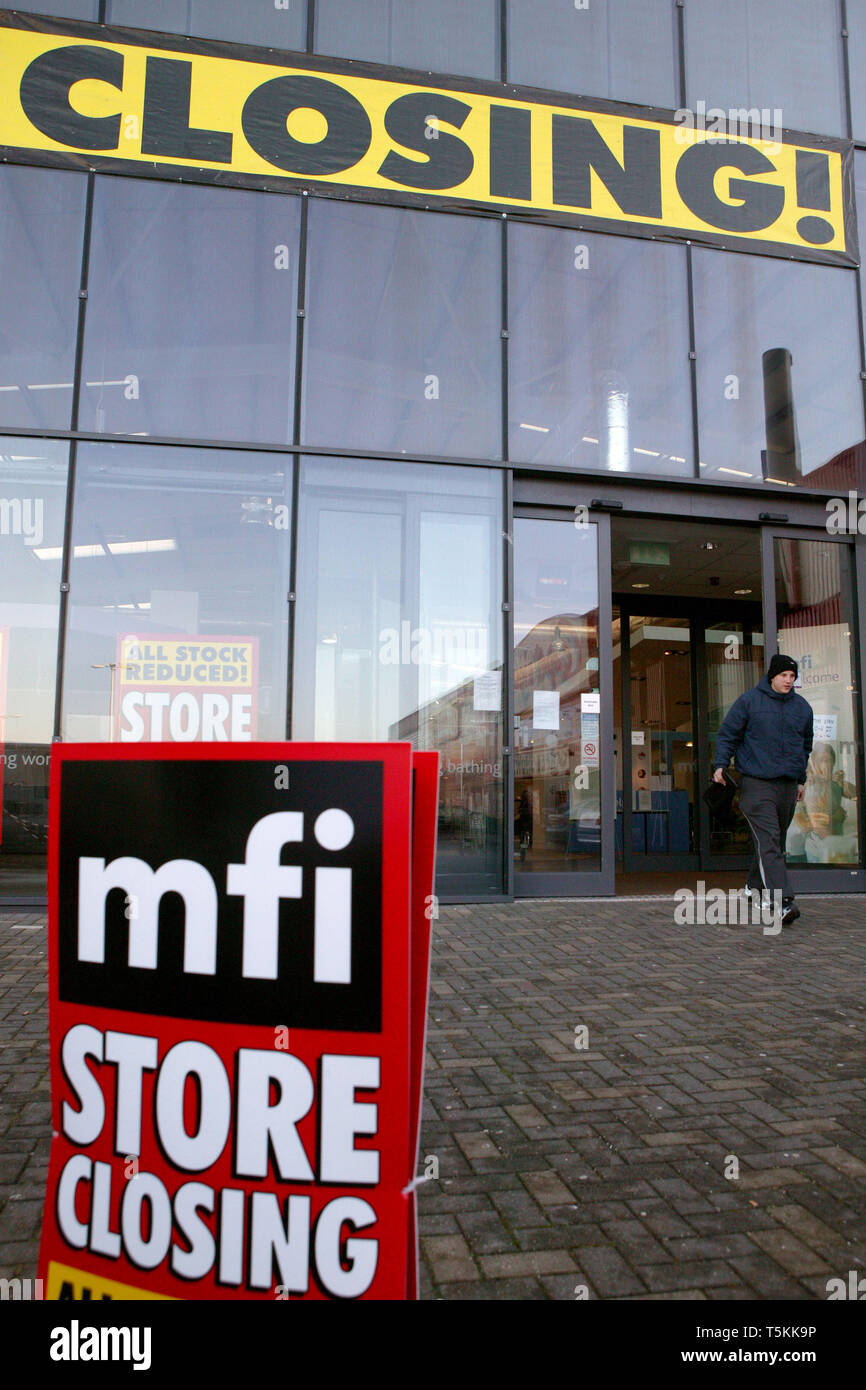 Administrators are called in for the collapsed furniture retailer MFI. London. 3.12.2008. Stock Photo