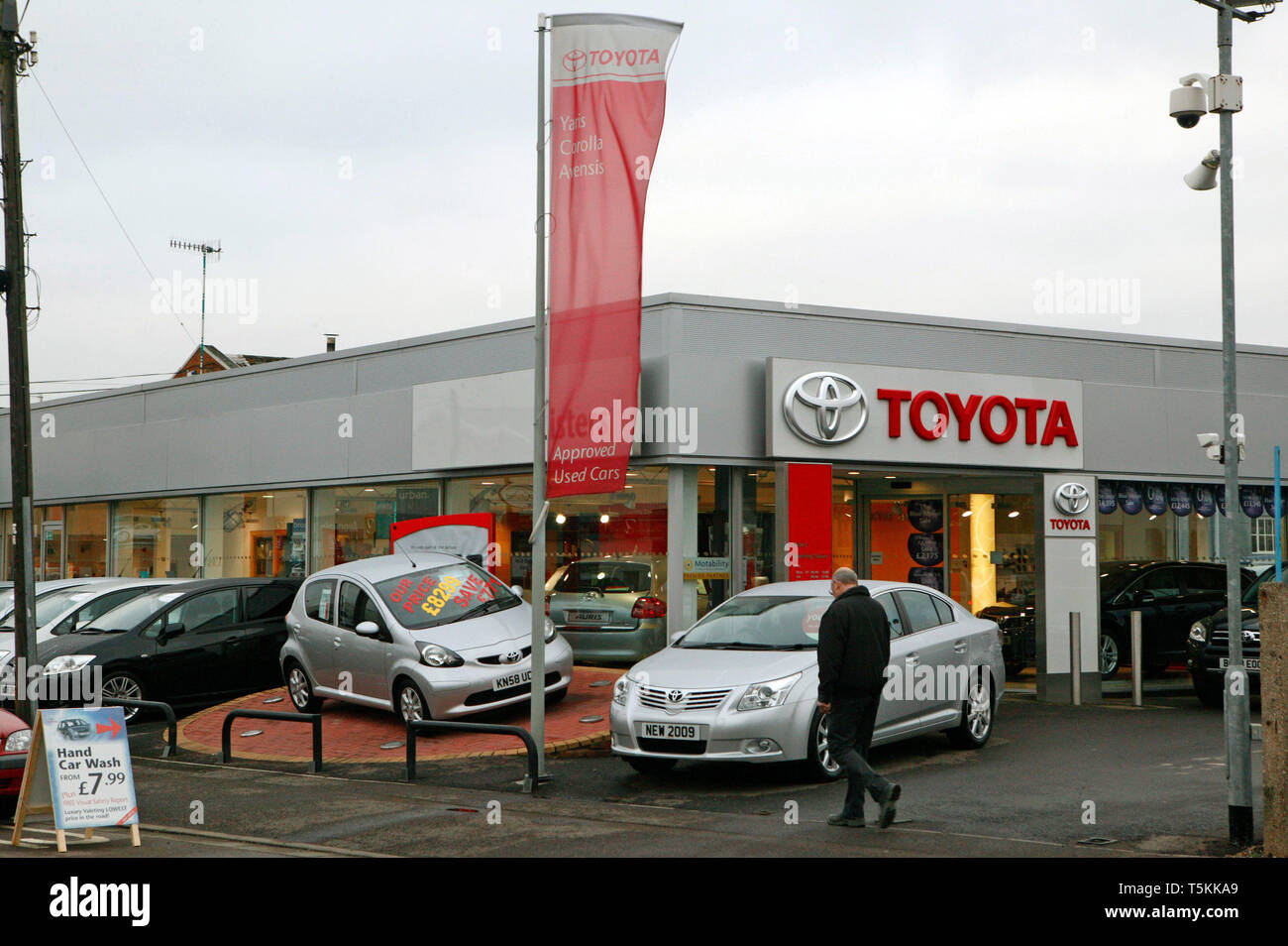 Toyota car Dealership in Warwickshire. 23.12.2008 Stock Photo Alamy