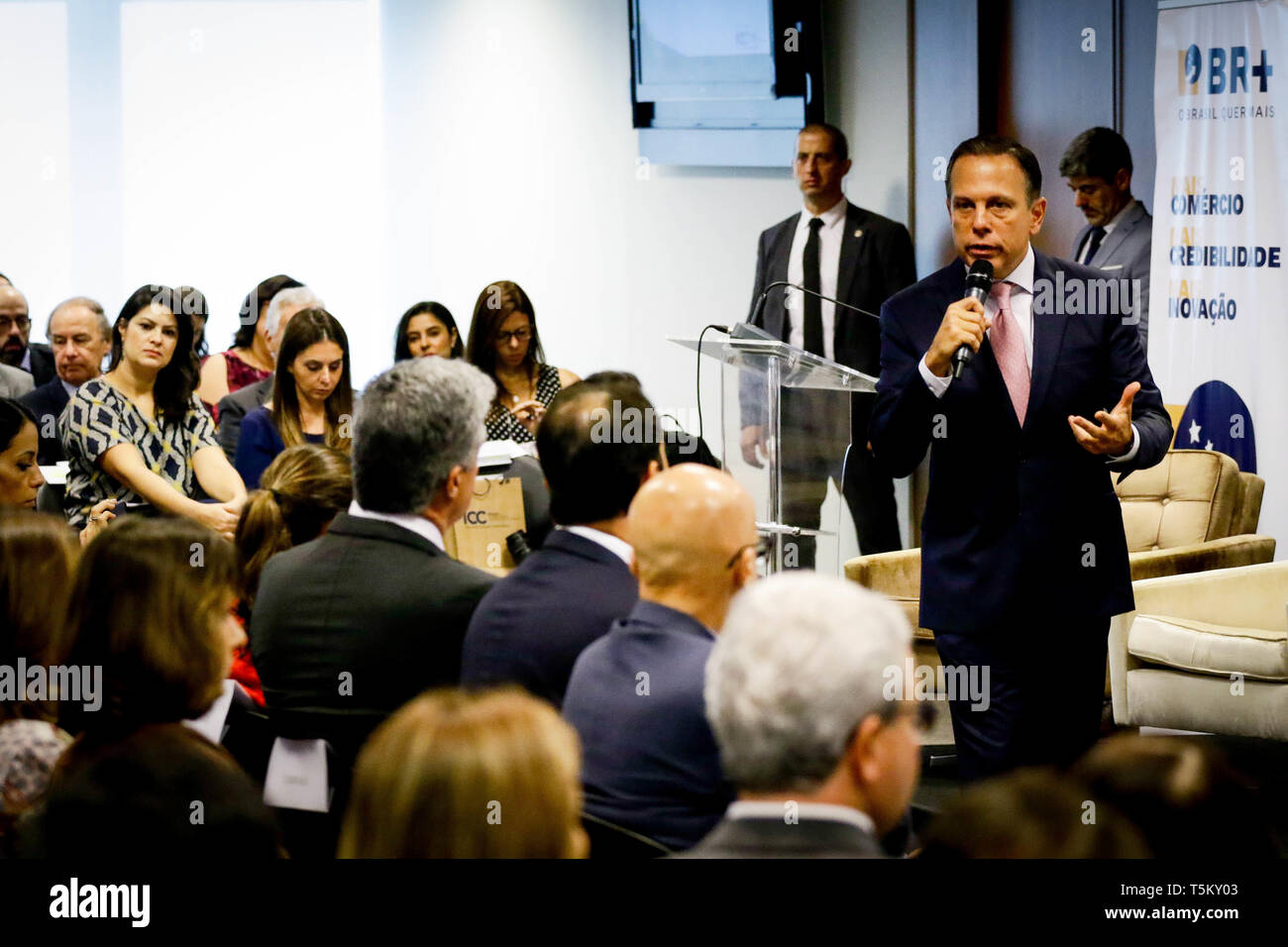 SÃO PAULO, SP - 25.04.2019: ICC LANÇA CAMPANHA O BRASIL QUER MAIS - In the photo, the governor of the State of São Paulo, João Doria. The International Chamber of Commerce Brazil (ICC), launches this Thursday (25), at its headquarters located in the south of São Paulo, the campaign &quot;O Brasil Quer Mais&quot;. Tnitinitiative brings together companies and ers from the private sector to implement pro projects to modernize the Brazilian economy. (Photo: Aloisio Mauricio/Fotoarena) Stock Photo