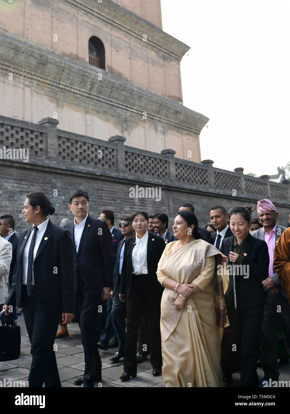 Xi'an, China's Shaanxi Province. 25th Apr, 2019. Nepali President Bidya Devi Bhandari visits the Da Ci'en Temple in Xi'an, northwest China's Shaanxi Province, April 25, 2019. Bhandari is in China for a state visit and to attend the Second Belt and Road Forum for International Cooperation. She will also attend the opening ceremony of the 2019 Beijing International Horticultural Exhibition. Credit: Li Yibo/Xinhua/Alamy Live News Stock Photo