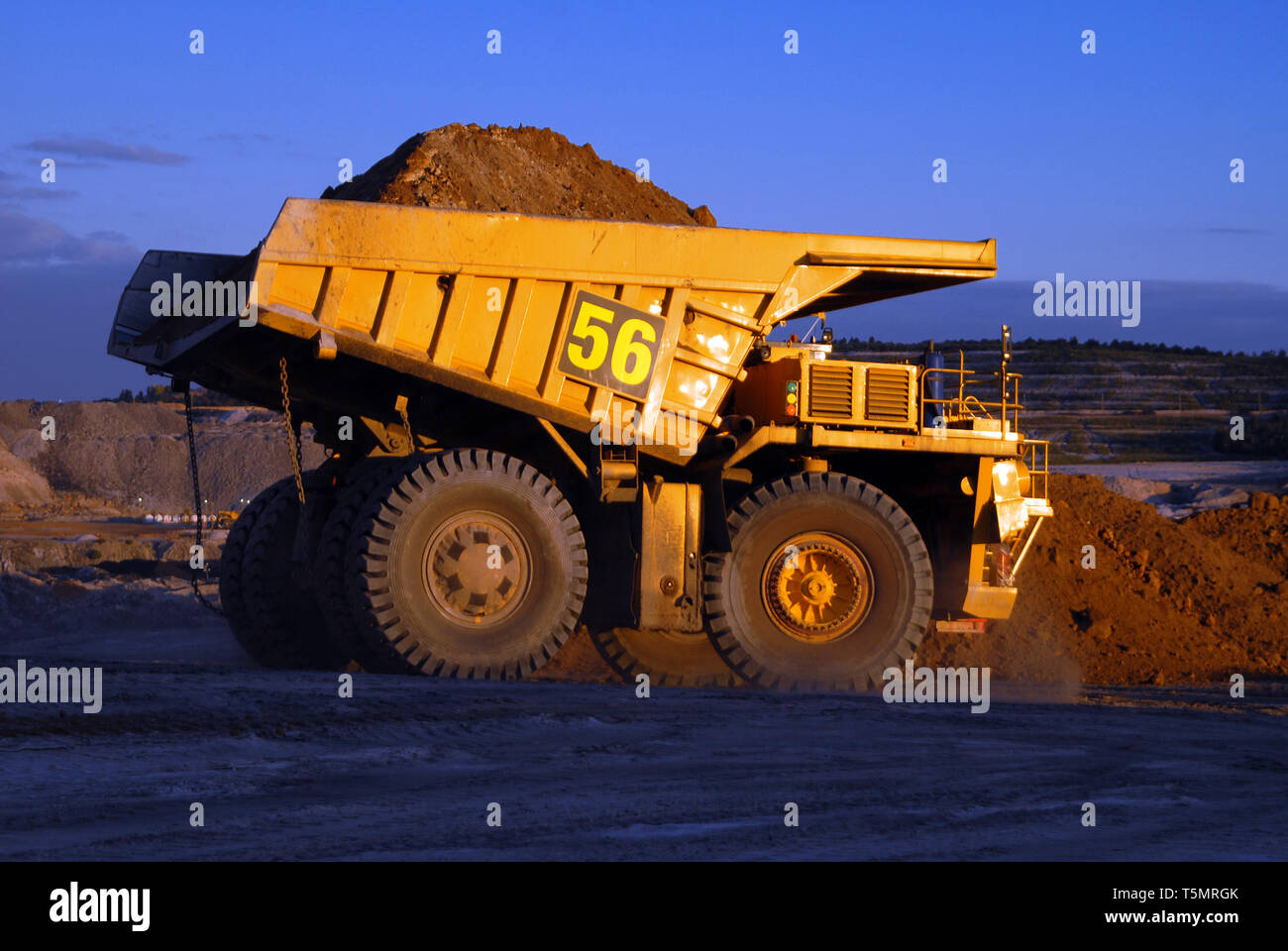 Loaded Truck High Resolution Stock Photography and Images Alamy