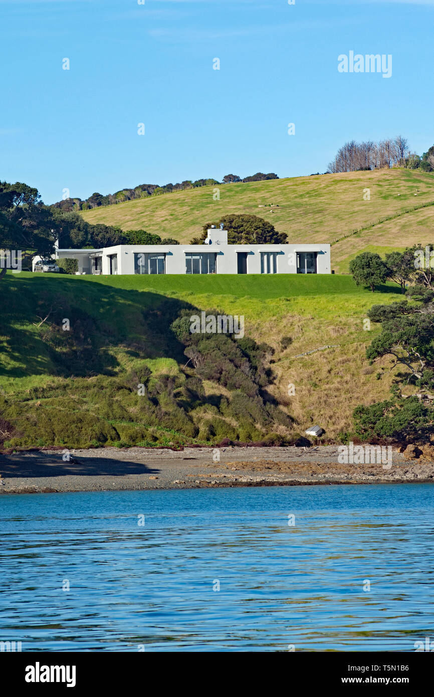 Mansions of Waiheke Island Stock Photo Alamy