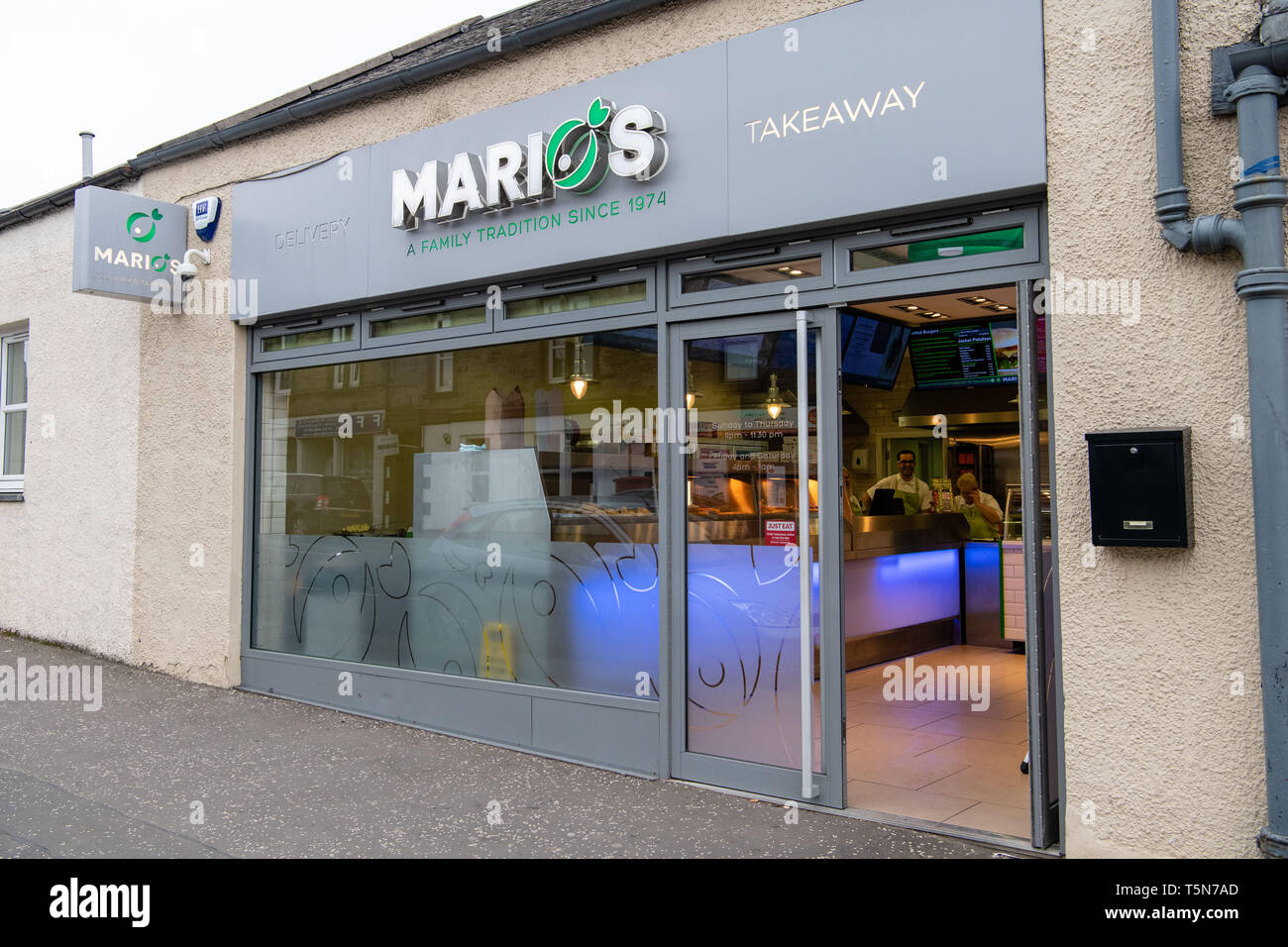 Chip shop of the year, 2019, Marios Loanhead Stock Photo
