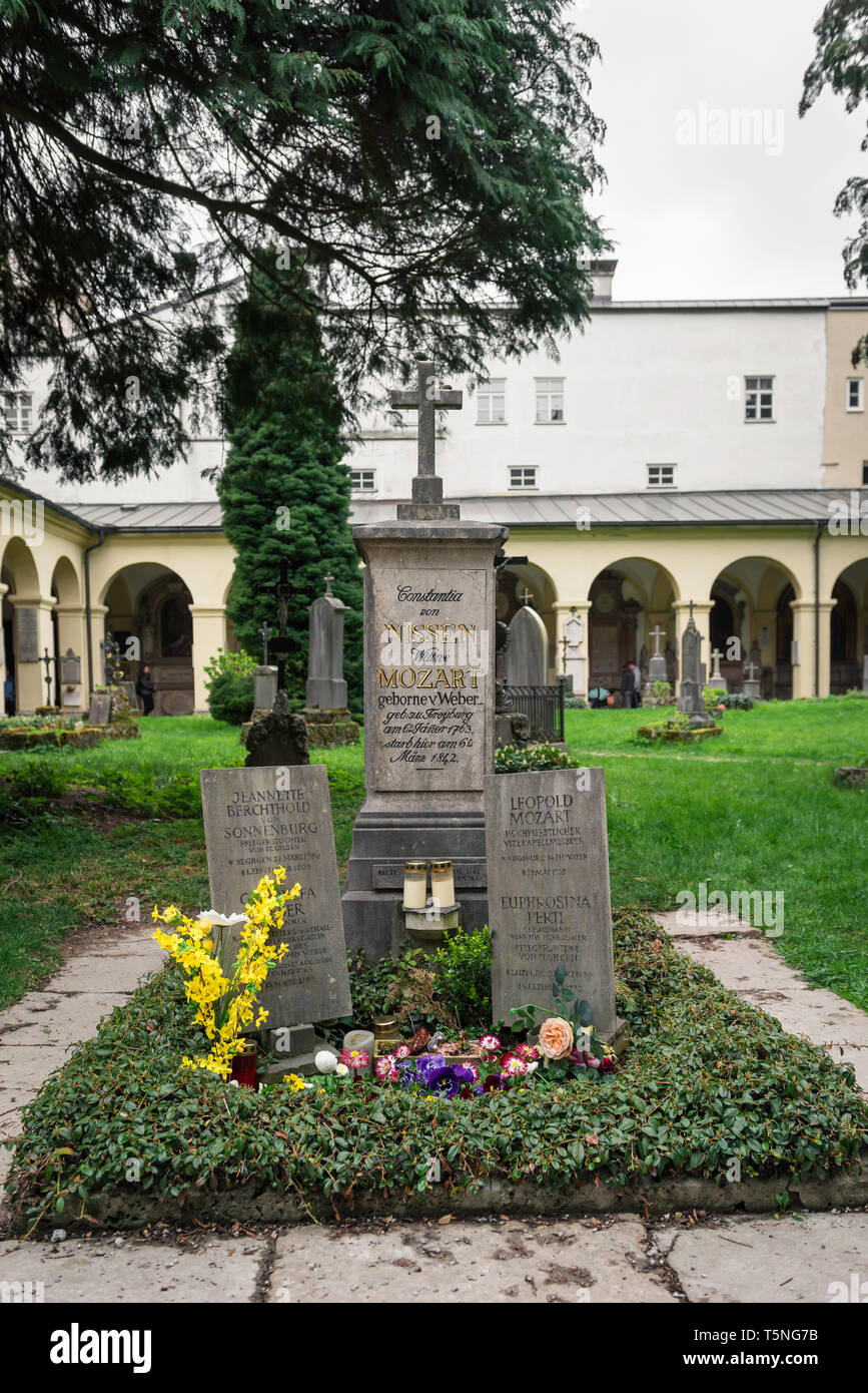 View of the Mozart family grave sited in the cemetery of the Church of St Sebastian (Sebastianskirche) in Salzburg, Austria. Stock Photo