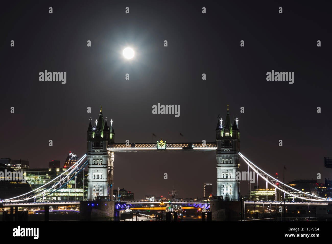 England, London, Tower Bridge at Night with Full Moon Stock Photo - Alamy