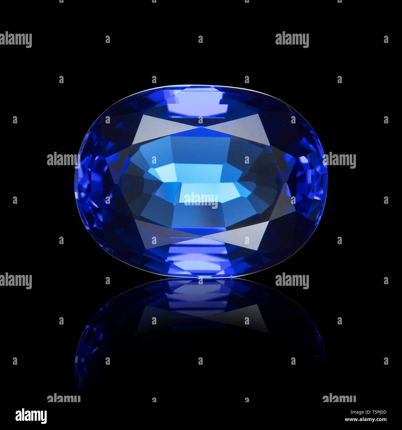 Blue Sapphire, Iolite, Blue Sapphire Gemstone, Iolite Gemstone, Oval cut Gemstone, Oval cut Blue Sapphire Gemstone, Oval Cut Iolite Gemstone Stock Photo