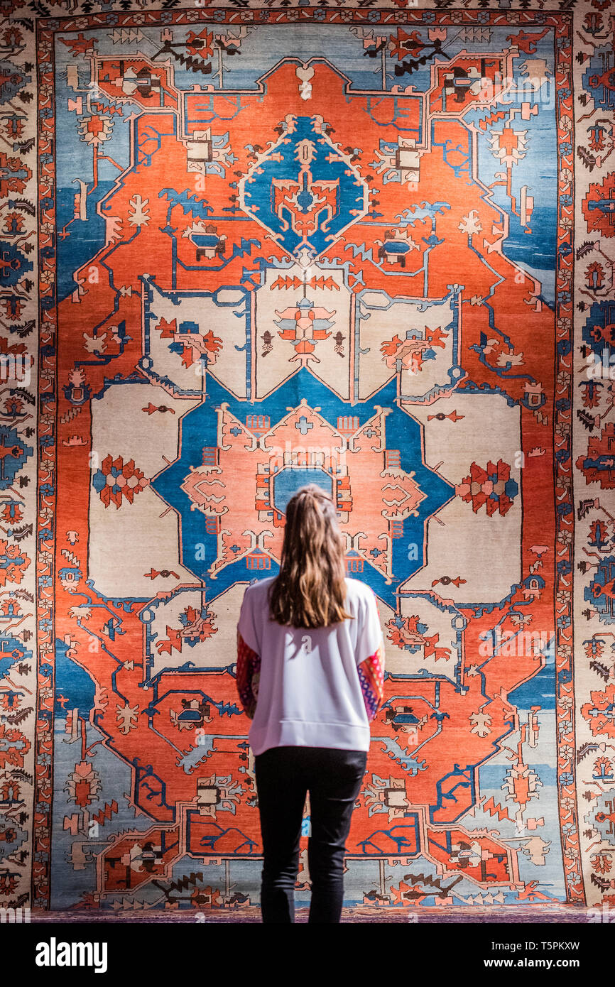 London, UK. 26th April, 2019. A Bakshaish Carpet, c1880, est £10-15,000 - A preview of Christie's auction of Art of the Islamic and Indian Worlds Including Oriental Rugs and Carpets taking place on 2 May in London. The preview of works presents an array of Islamic and Indian treasures that demonstrates the craftsmanship synonymous with this category. Credit: Guy Bell/Alamy Live News Stock Photo