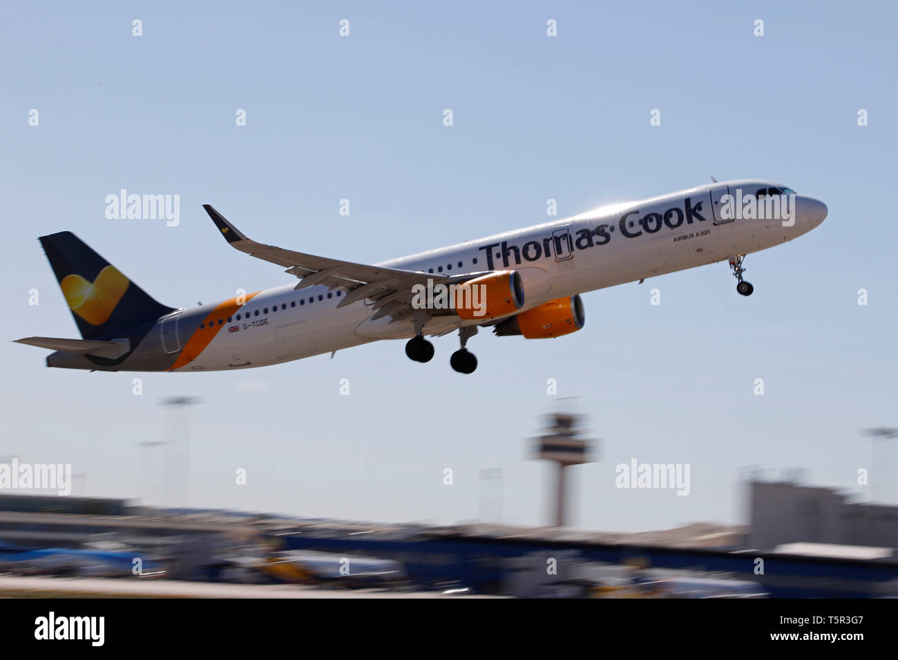 Palma, Spain. 27th Apr, 2019. A Thomas Cook plane takes off from ...
