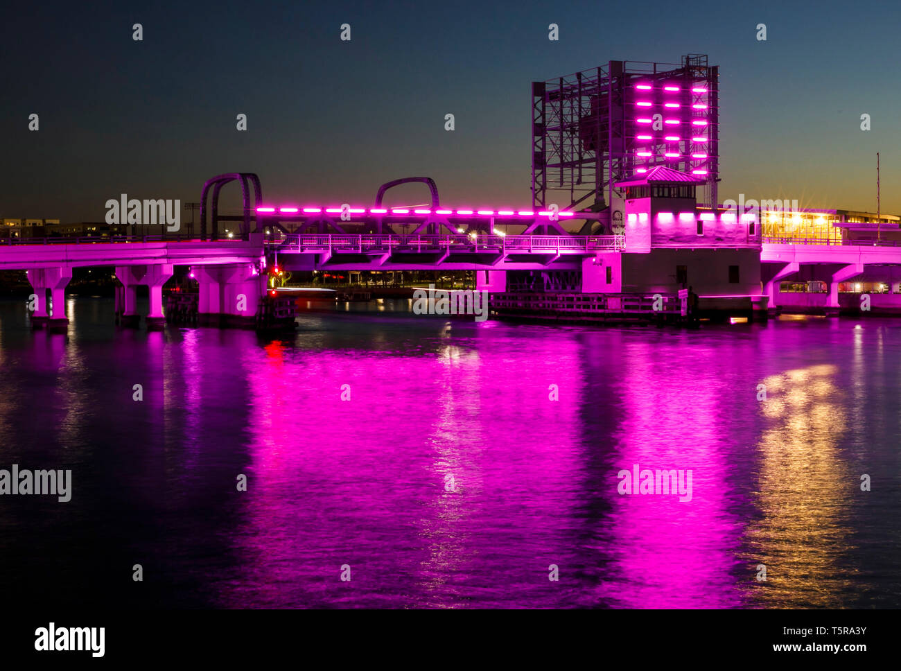 Fortune Taylor Bridge High Resolution Stock Photography and Images Alamy