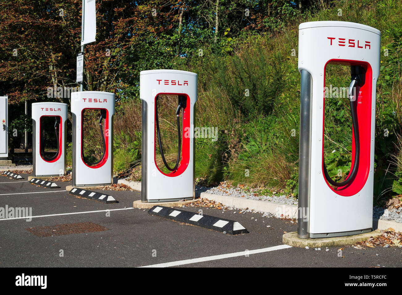 Tesla charging station hires stock photography and images Alamy