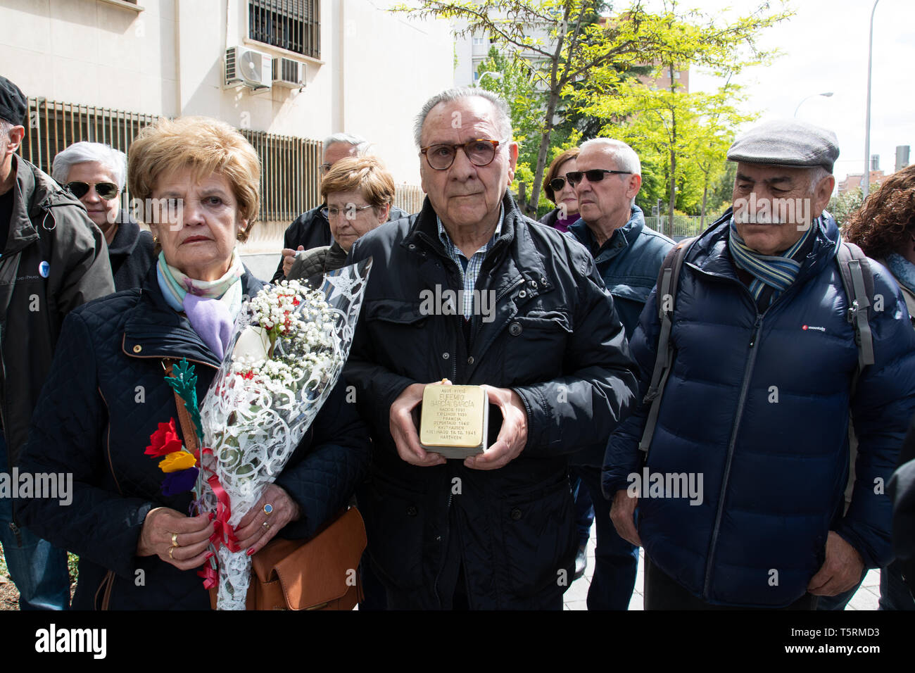 Madrid, Spain. 26th April, 2019. Eufemio Garcia Alavarez (C) with her wife (L) and Julian Rebollo (R), spokesperson of the Associations of the Histori Stock Photo