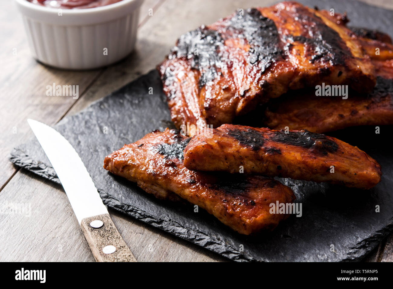 American bbq table hi-res stock photography and images - Alamy