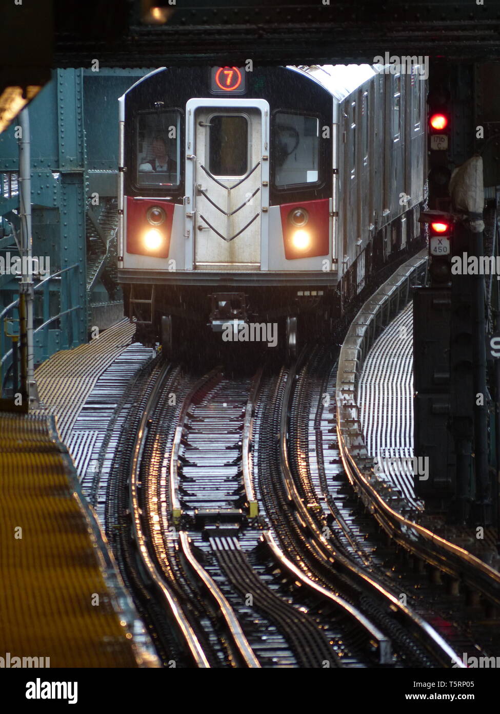 New York City Subway System, IRT, IND, #7 train to Flushing, Queens Stock Photo