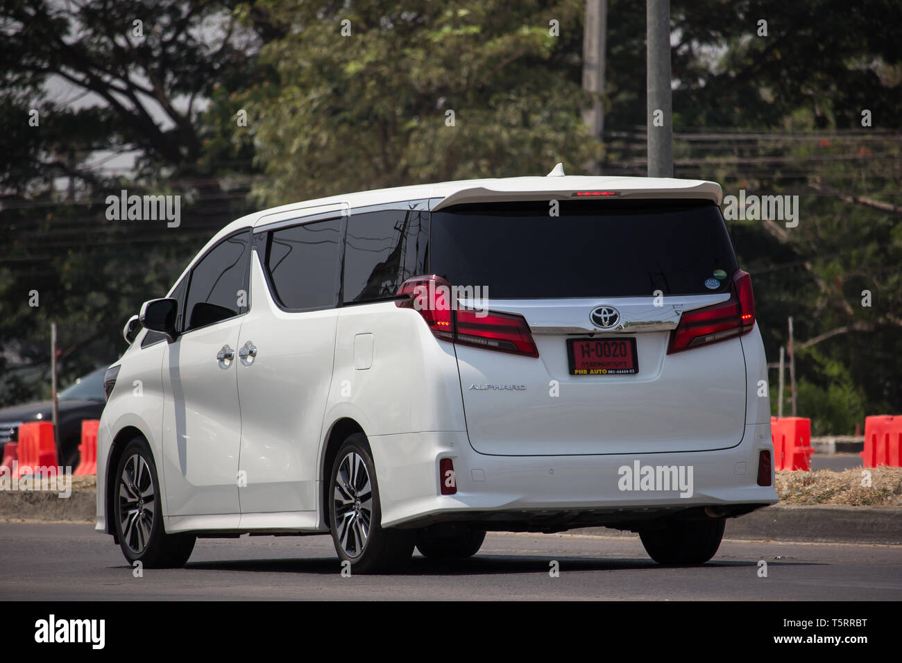 Toyota alphard hi-res stock photography and images - Alamy