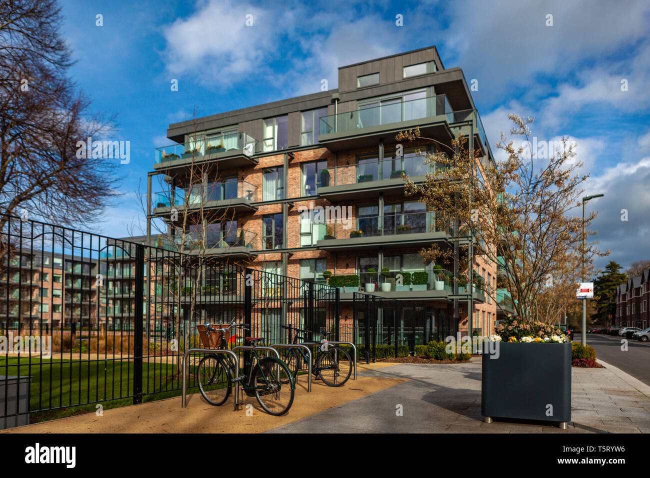 new houses ireland high resolution stock photography and images alamy