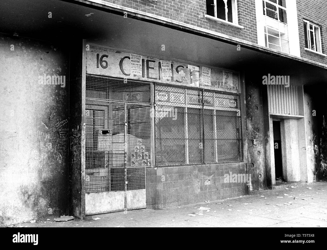 Ballymurphy estate hires stock photography and images Alamy