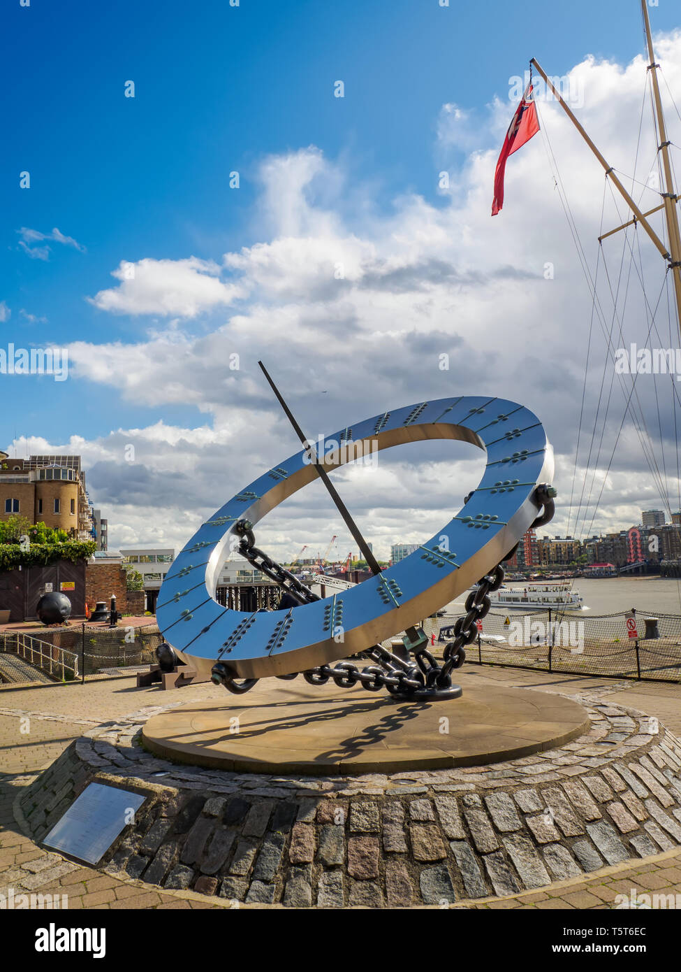 Sundial tower london england hires stock photography and images Alamy