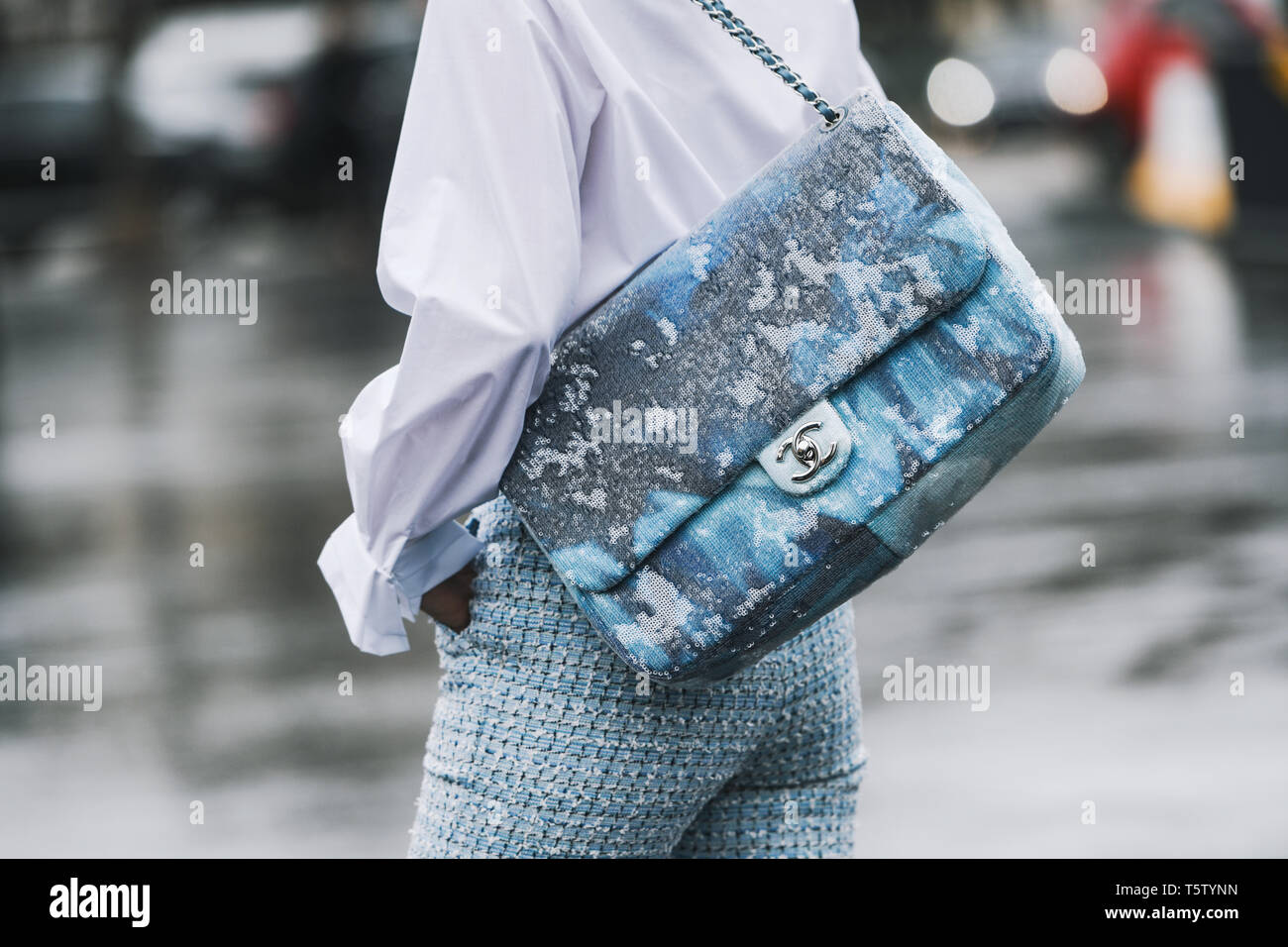 Blue Chanel purse cute photography blue pictures photos pretty chanel purse  bag photography ideas photography idea images