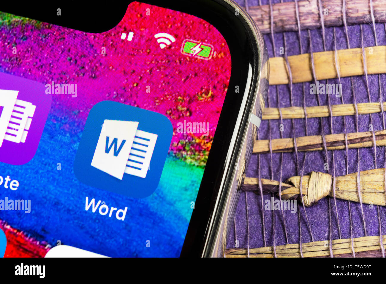 Microsoft word logo hi-res stock photography and images - Alamy