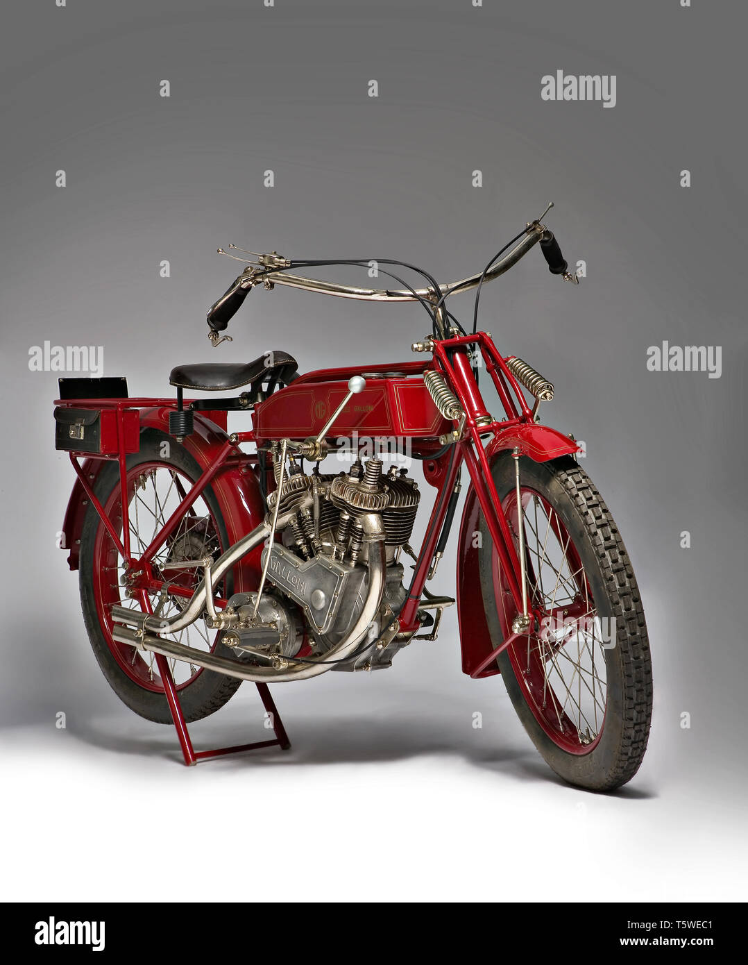 Moto d'epoca Galloni 750 SS  fabbrica: MG - Moto Galloni modello: 750 SS  fabbricata in: Italia - Borgomanero anno di costruzione: 1920-21 Stock Photo