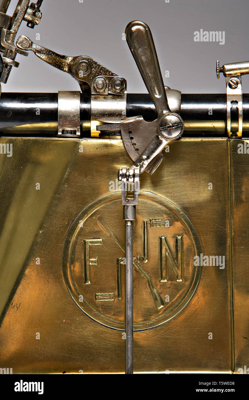 Moto d'epoca FN Quattro Cilindri  fabbrica: FN modello: quattro cilindri  fabbricata in: Belgio - Herstal anno di costruzione: 1905 condiz Stock Photo