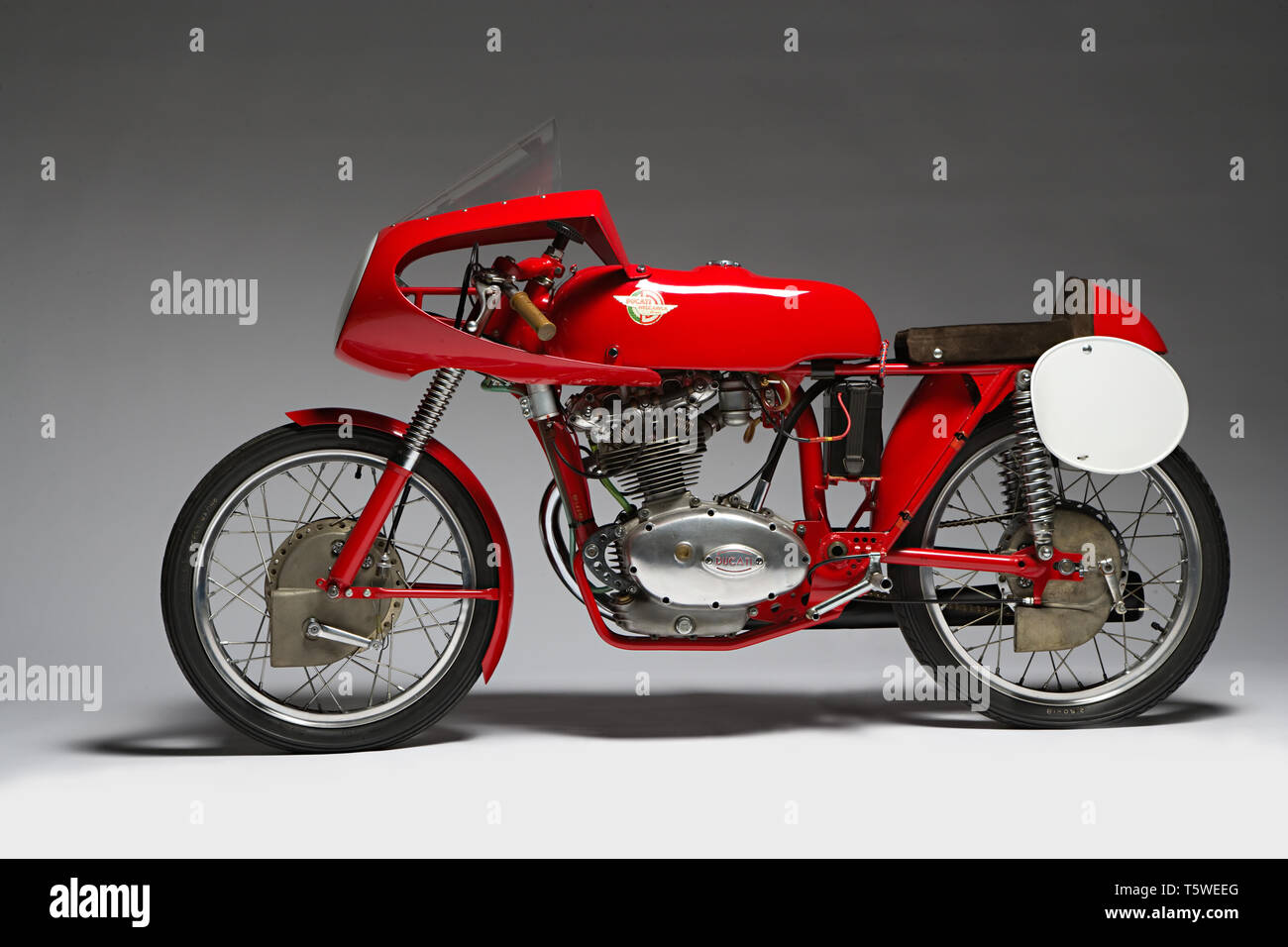 Moto d'epoca Ducati 125 Bialbero Gran Premio  Marca: Ducati modello: 125 Bialbero Gran Premio nazione: Italia - Bologna anno: 1956 condizi Stock Photo
