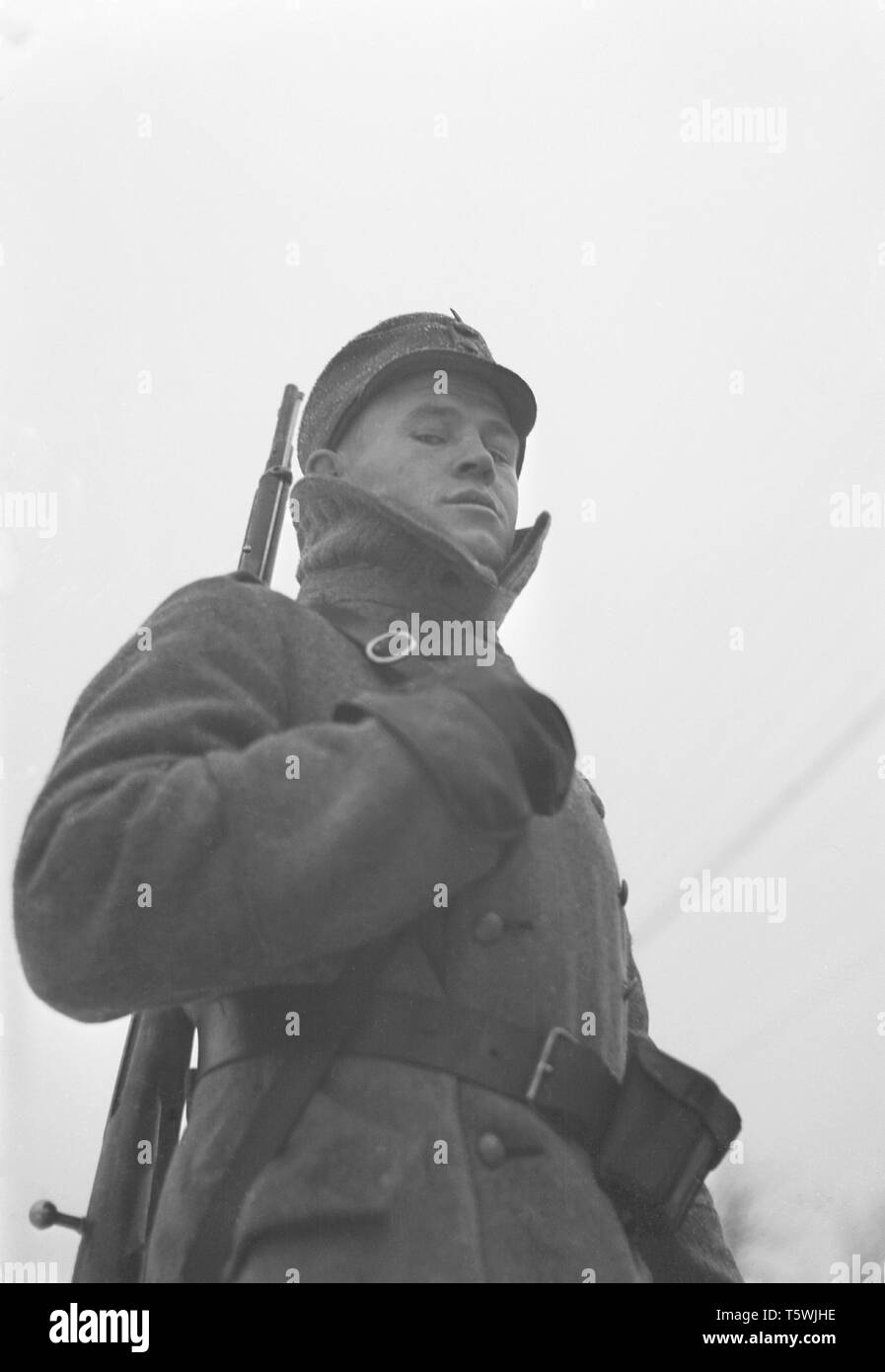The Winter War. A military conflict between the Soviet union and Finland. It began with a Soviet invasion on november 1939 when Soviet infantery crossed the border on the Karelian Isthmus. About 9500 Swedish volunteer soldiers participated in the war. Here at the Karelian Isthmus  a portrait of a Finnish soldier. January 1940. Photo Kristoffersson ref 99-5 Stock Photo