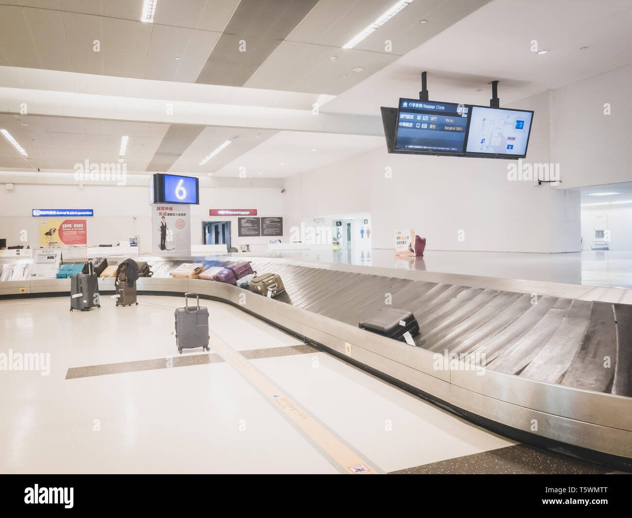 brussels airport lost baggage