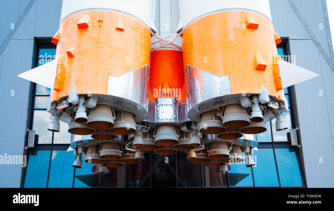 Spaceship engine hi-res stock photography and images - Alamy