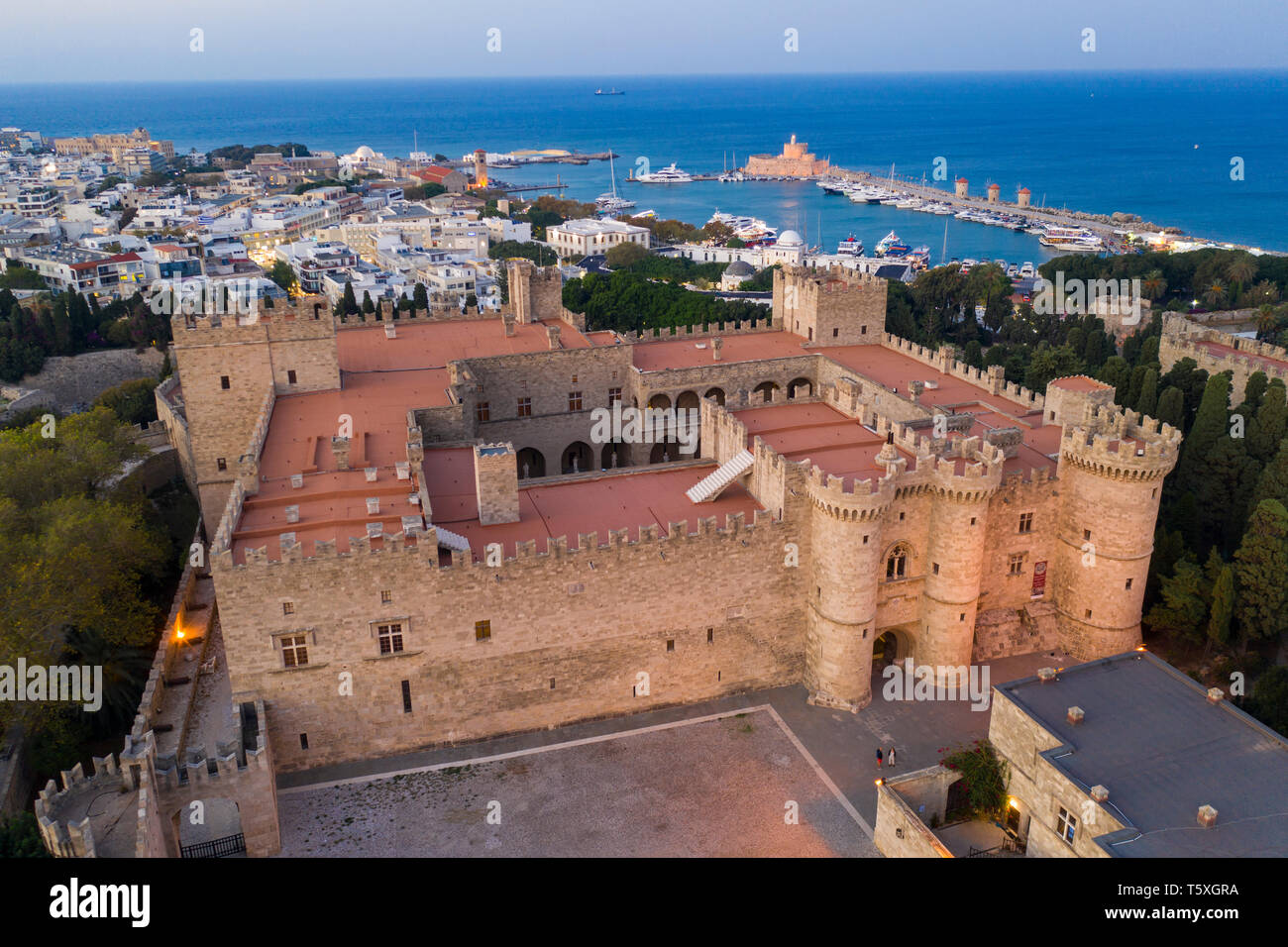 Fortress and Palace of the Grand Masters, UNESCO World Heritage Site, Rhodes  City, Rhodes, Dodecanese, Greek Islands, Greece, Europe - SuperStock