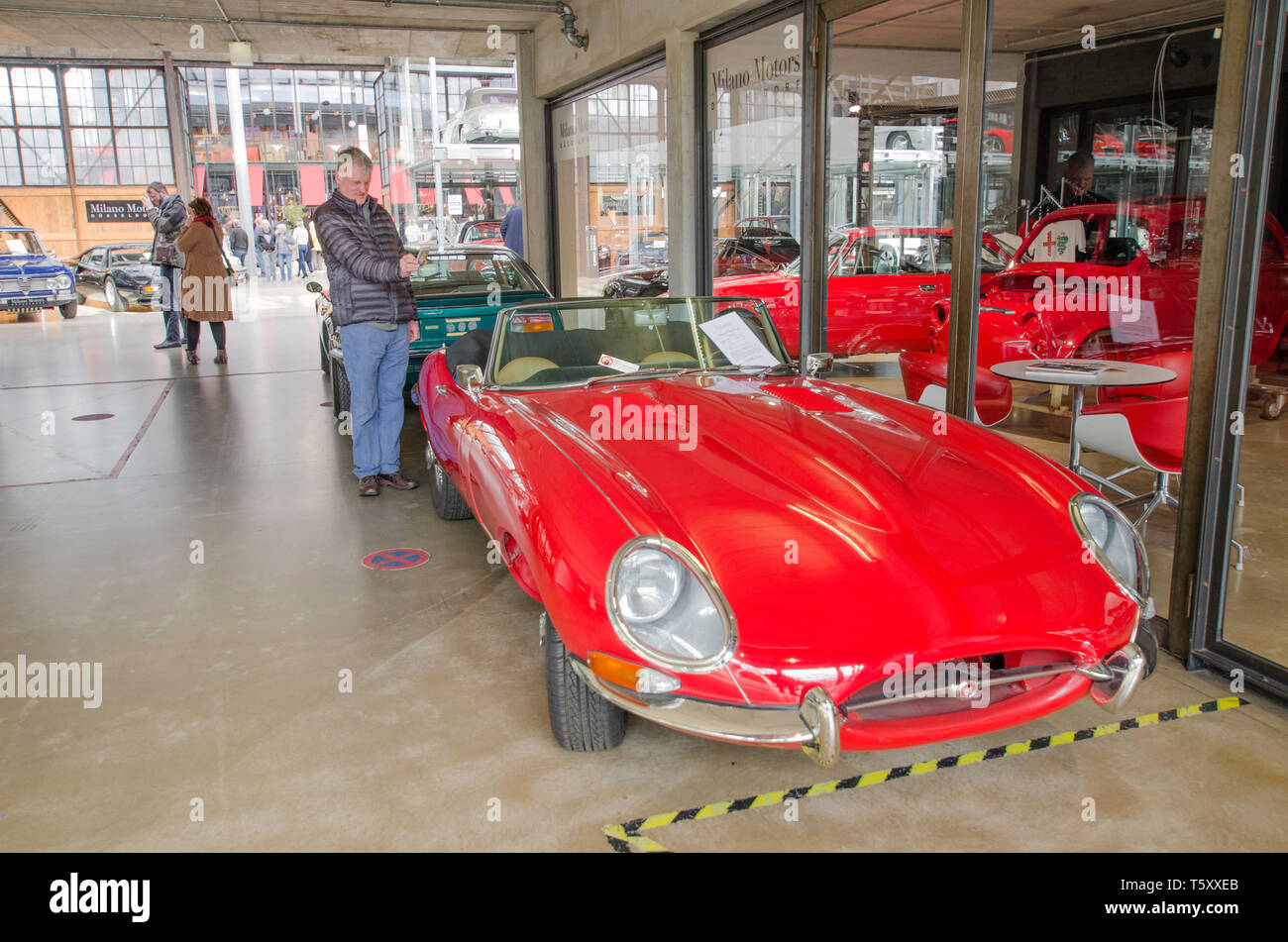 Classic Car museum in Dusseldorf, Germany Stock Photo Alamy
