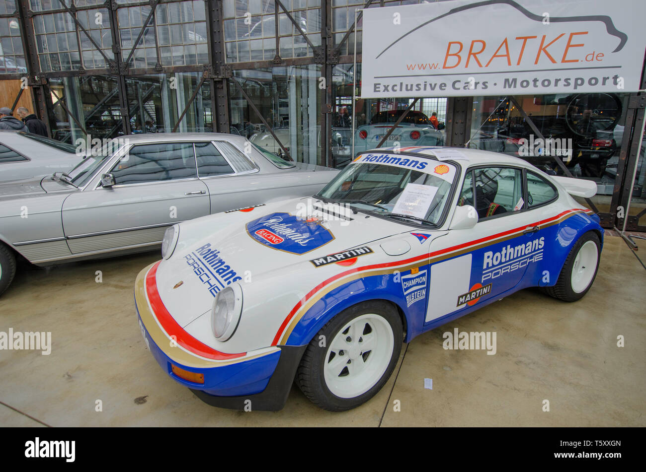 Classic Car museum in Dusseldorf, Germany Stock Photo Alamy