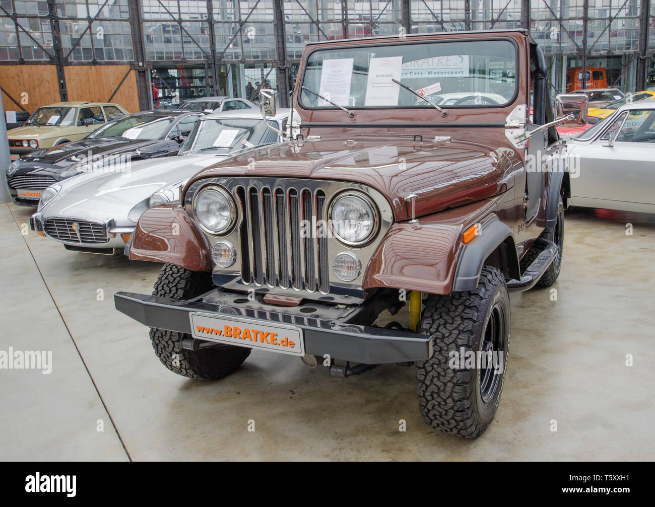 Classic Car museum in Dusseldorf, Germany Stock Photo - Alamy