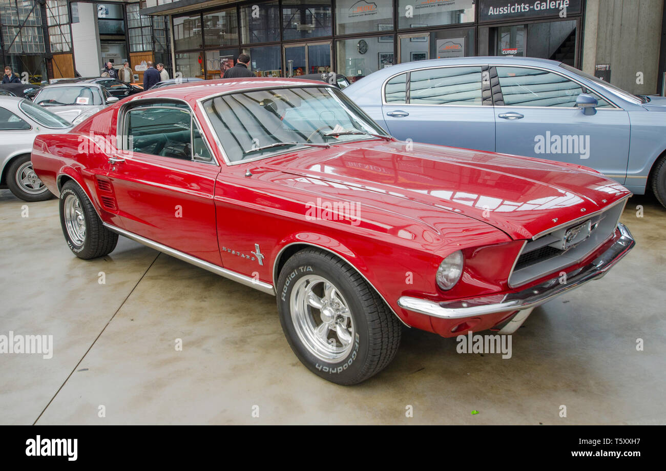 Classic Car museum in Dusseldorf, Germany Stock Photo Alamy