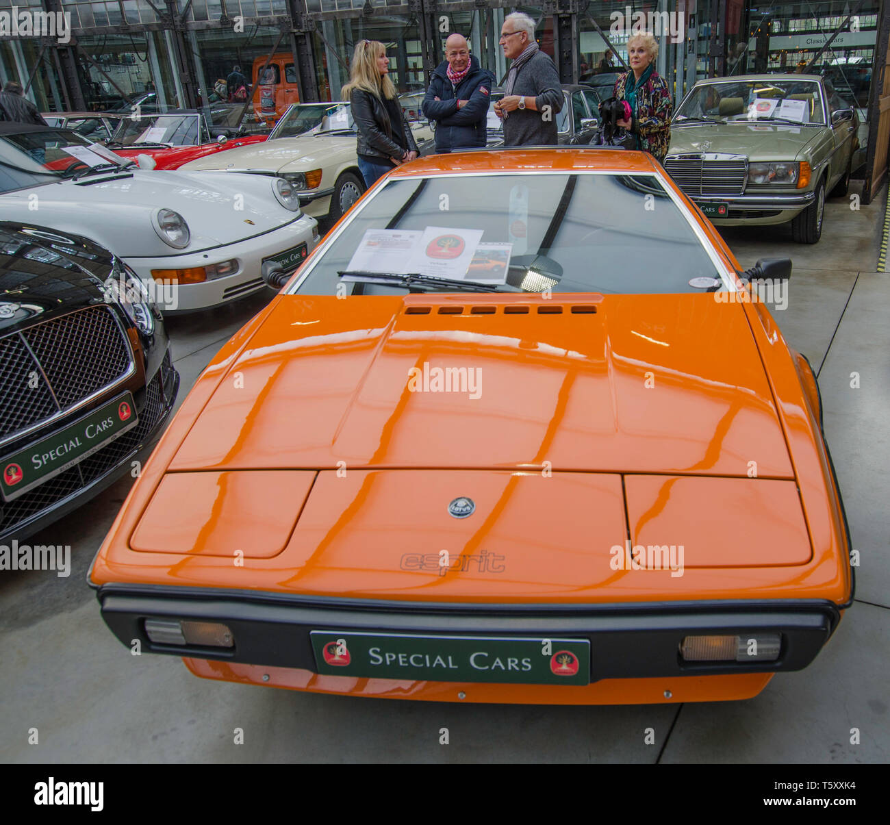 Classic Car museum in Dusseldorf, Germany Stock Photo Alamy