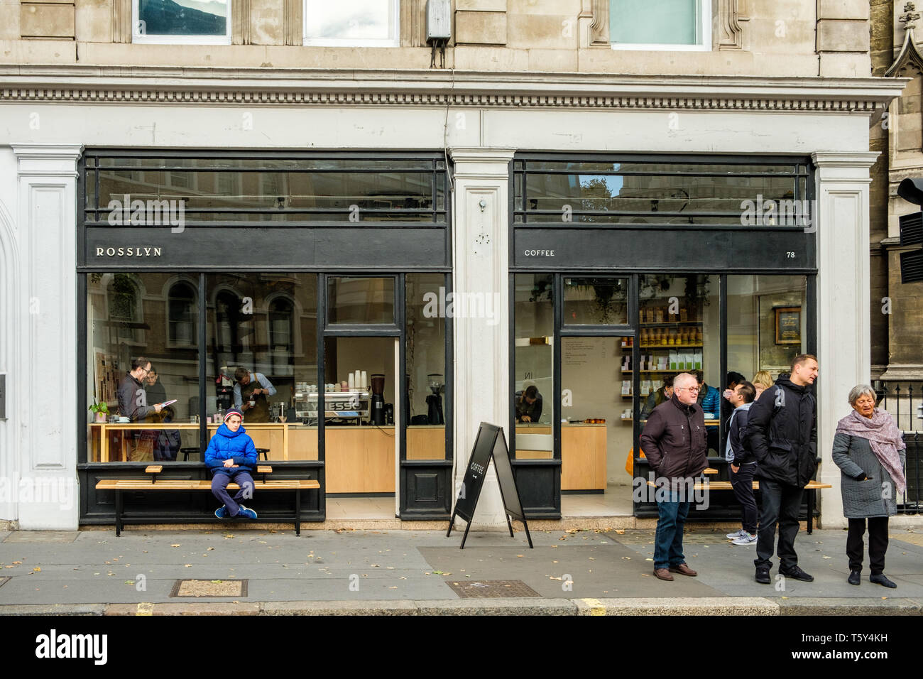 Rosslyn Coffee, Queen Victoria Street, London Stock Photo Alamy