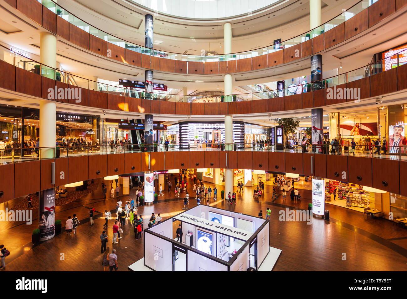 DUBAI, UAE - FEBRUARY 25, 2019: The Dubai Mall interior, the second ...