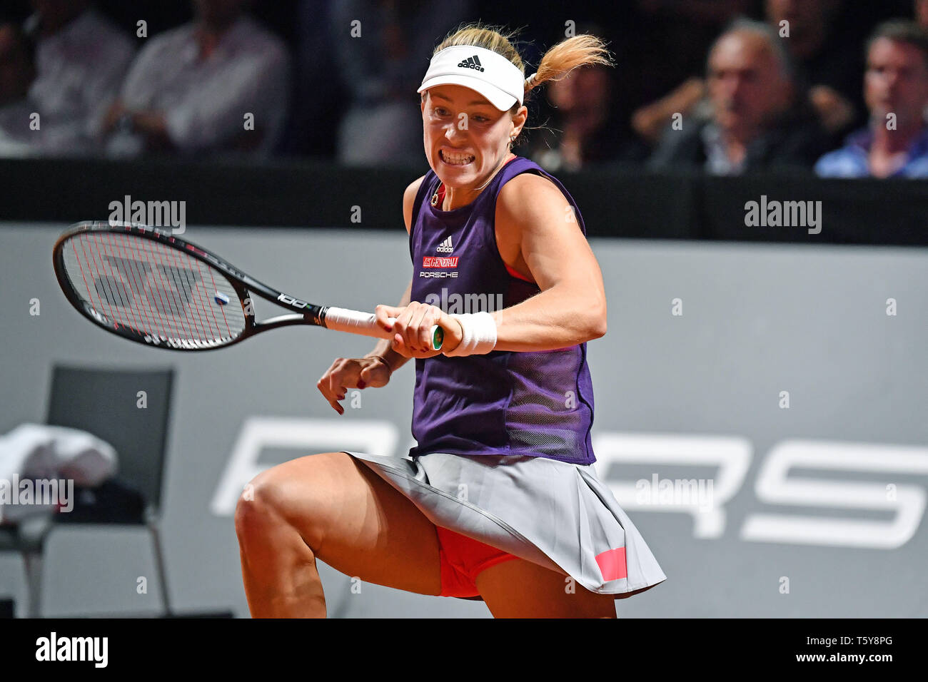 Stuttgart, Deutschland. 25th Apr, 2019. Angelique KERBER (GER) action,  single image, single cut motif, half figure, half figure. Tennis Porsche  Tennis Grand Prix 2019, on 25.04.2019. Porsche Arena in Stuttgart. | usage