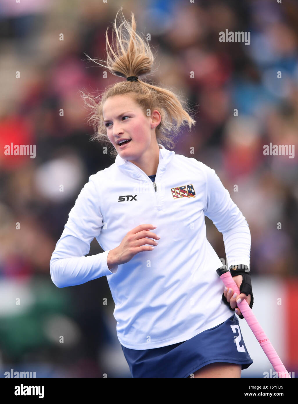 London, UK. 27th Apr 2019. Lee Valley Hockey and Tennis Centre, London, England; Ladies FIH Pro Hockey League, Great Britain versus USA; Lauren Moyer of USA Credit: Action Plus Sports Images/Alamy Live News Stock Photo