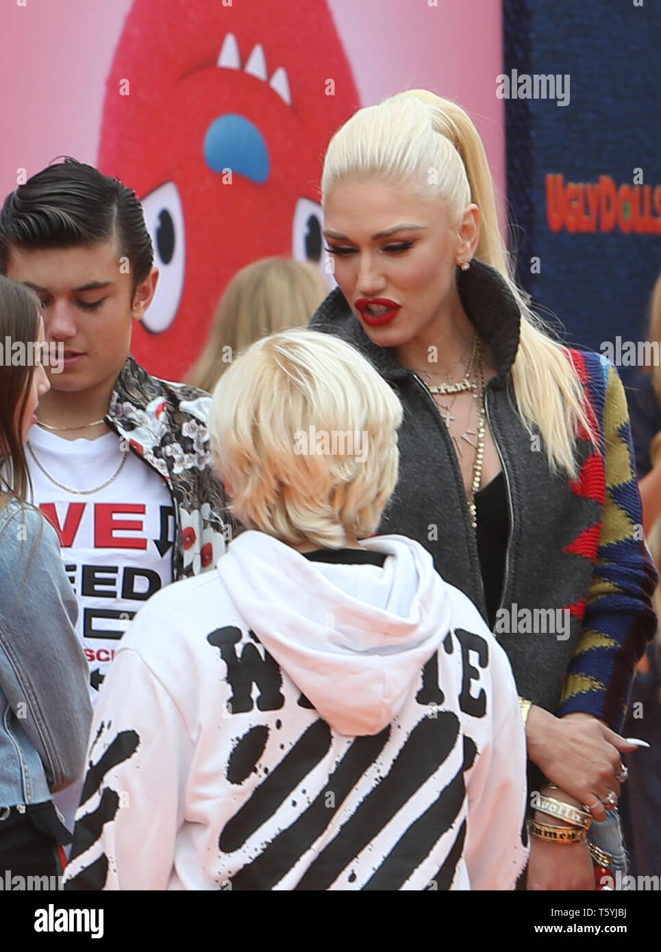 LOS ANGELES, CA April 27: Gwen Stefani, Zuma Nesta Rock Rossdale ...