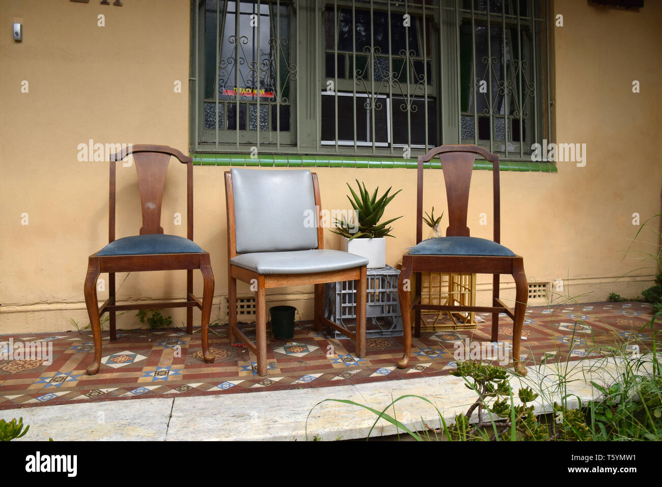 dining chairs on front porch, newtown, sydney, australia Stock Photo Alamy