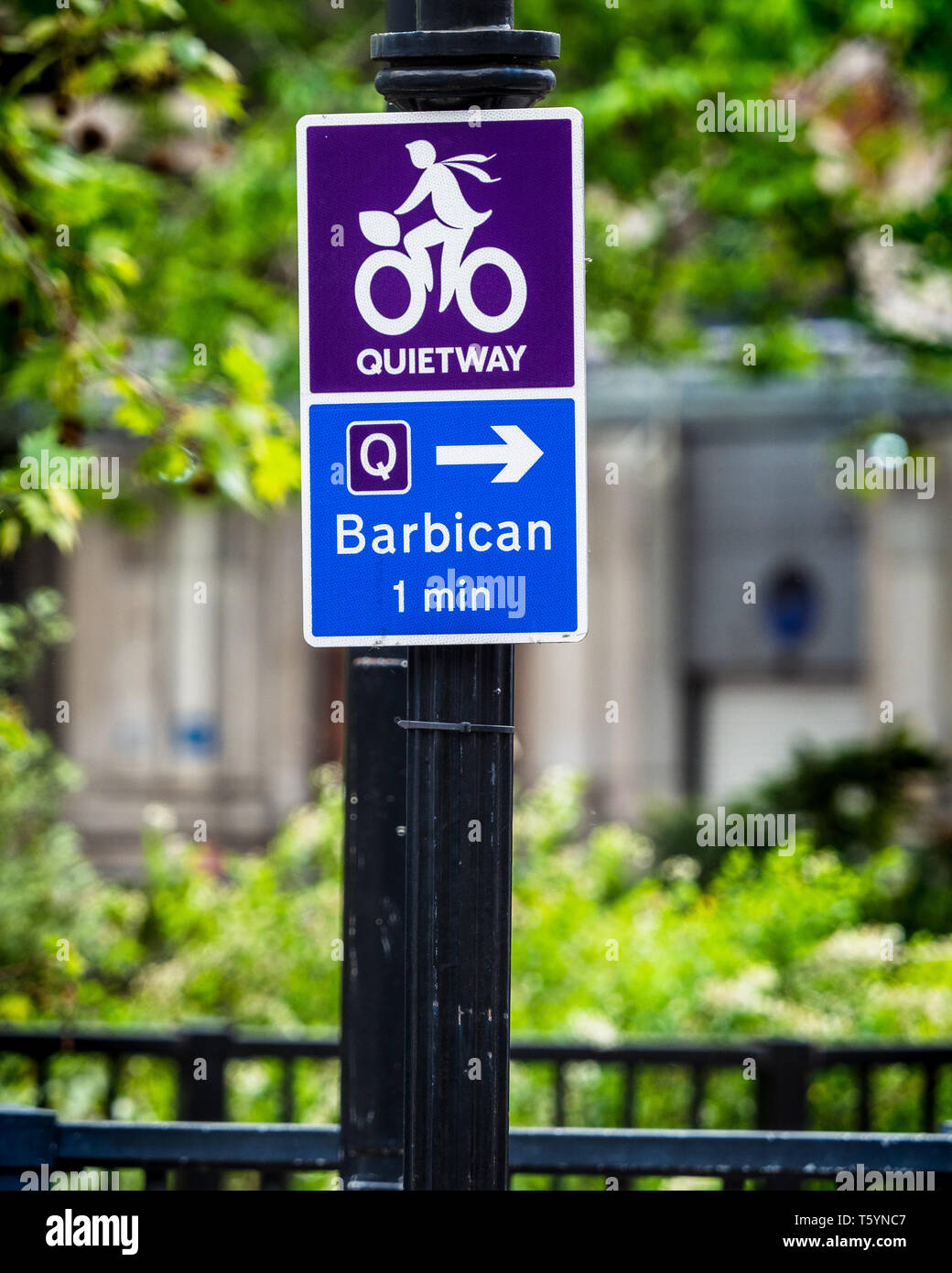 Sign for one of the London Cycling Quietways cycle routes - overcome barriers to cycling, for cyclists who want to use quieter, low-traffic routes Stock Photo