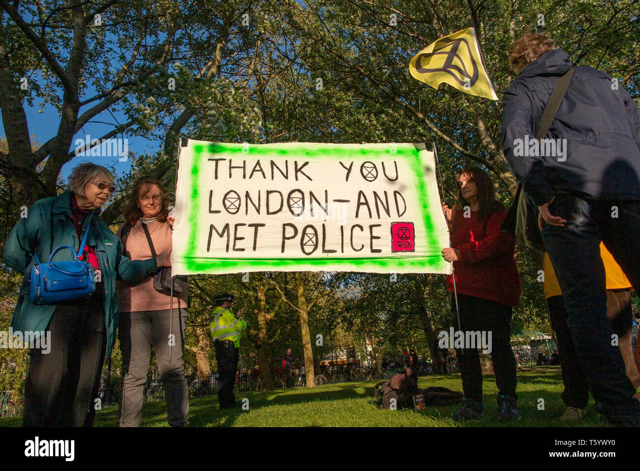A sign at the Closing Ceremony of the Extinction Rebellion demonstration on April 25th 2019 at Marble Arch, London, thanking the Metropolitan Police Stock Photo