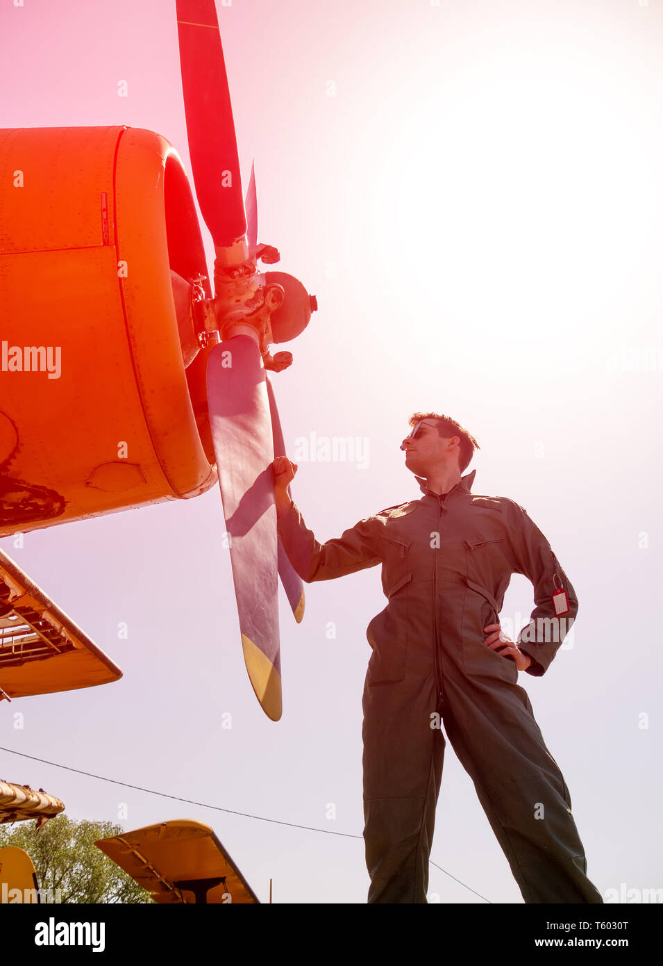 Pilot standing next to a plane hi-res stock photography and images - Alamy
