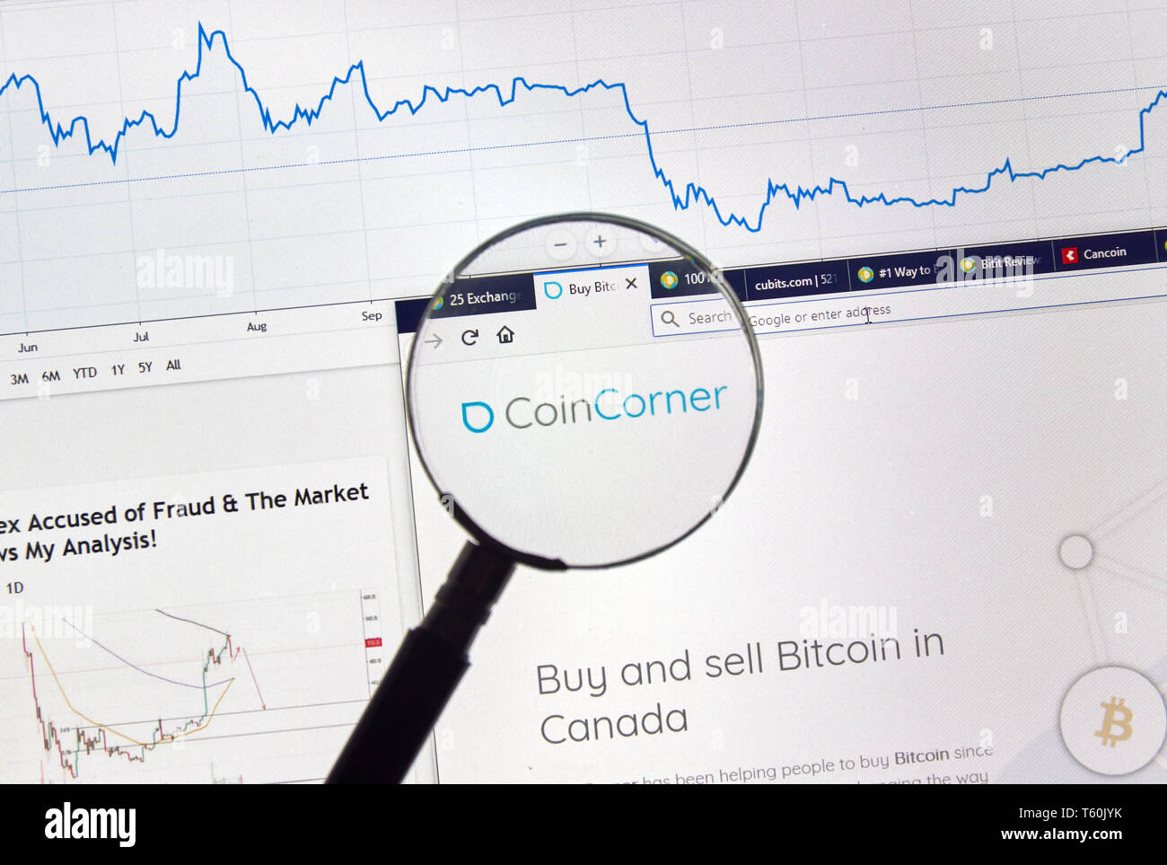 Virtual magnifying glass hi-res stock photography and images - Page 5 -  Alamy