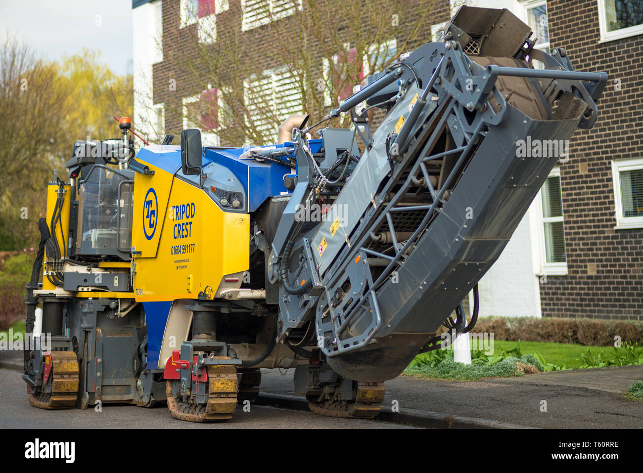 Asphalt Milling / cold planer machine used on Huntingdon Rd in
