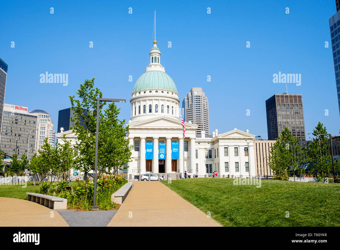 Old courthouse saint louis hi-res stock photography and images - Alamy