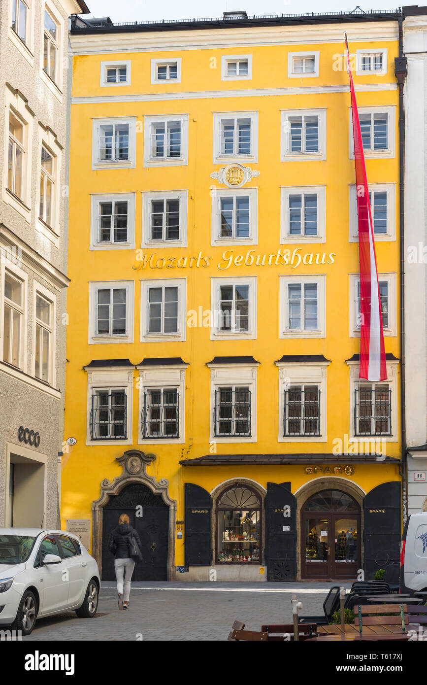 Mozart house salzburg austria hires stock photography and images Alamy